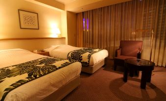 Breezbay Hotel Resort and Spa
