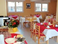 Appart'Hotel les Palatines - breakfast