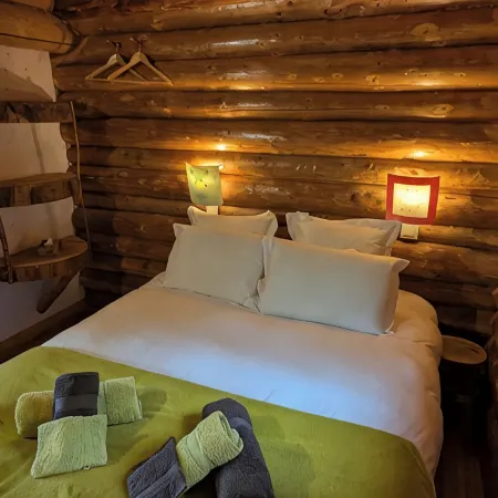 Unusual, secluded log cabin in the Vosges with luxury spa