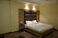 Tulip Tree Hotel