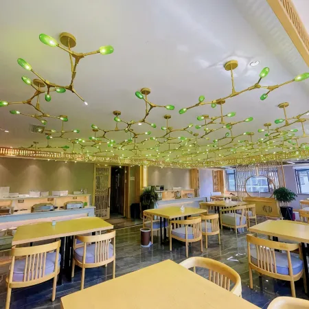 Waka Love Dance Hotel