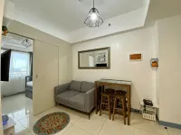 A Cozy 2 Bedroom Unit with a Parking at South Residences SM Southmall