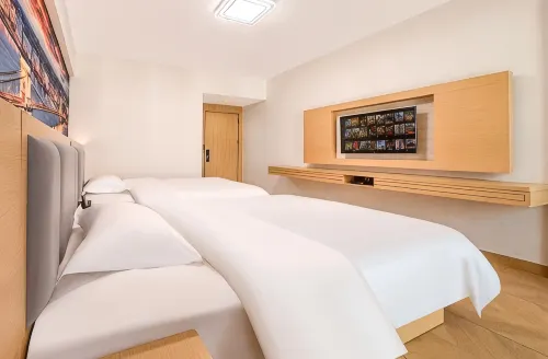 Rong'an Royal Dynasty Business Hotel (Chang'an Square) - 2-Star