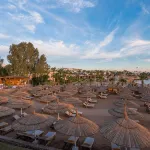 Xperience Hill-Top Beach Resort - Meerblick
