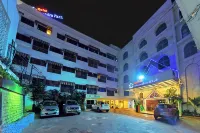 โรงแรมจันทราปาร์ค - 3 ดาว