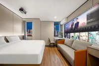 River View · 180 ° River View Hotel (Chongqing Monument to the people's Liberation Hongyadong Store)