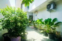 RedDoorz Plus near Adisucipto Airport 2 - Pensionaatit