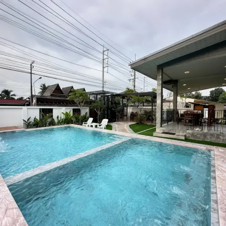 Loft life pool villa