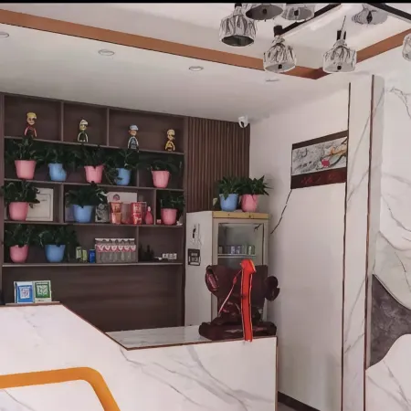 Baisheng Hotel Отели в г. Фуюй