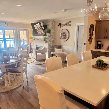 Luxury Condo at the Base of Historic Cranmore Mountain...Let the memories begin