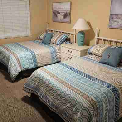 Direct Beach Front - Updated Unit - Last Minute June Special! Rooms