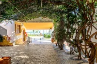 Pedras Da Rainha Hotels in 