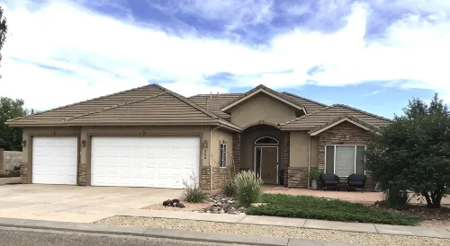 10-Star Rated Vacation Home, centrally located to 10-Star Mother Nature