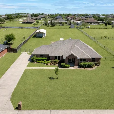 Perfect Stay in Ranch-like House with Huge Backyard!