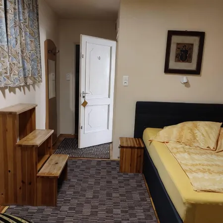 Barokk Antik Guest Hause