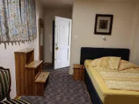 Barokk Antik Guest Hause