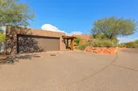 "SERENE DESERT GETAWAY" La Casa Coyote, Kayenta Art Village W/Views of Red Rock