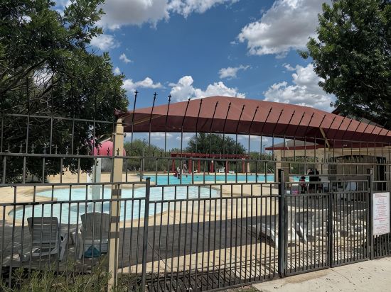 Cozy 3-bedroom family house in San Antonio next to Lackland AFB