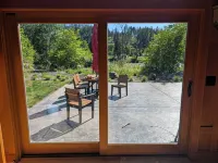 RiverSong Main: 3br 2ba River Access, Rock Pool, Creek View, Nature Life