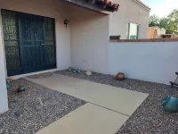 Sunny 2bd Retreat with Mountain Views, Fireplace, AZ Room & GVR Access! - Wifi
