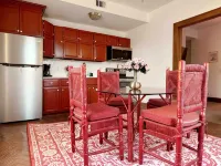 Valentine Suite / 1BD/1BA Apt in Holiday House