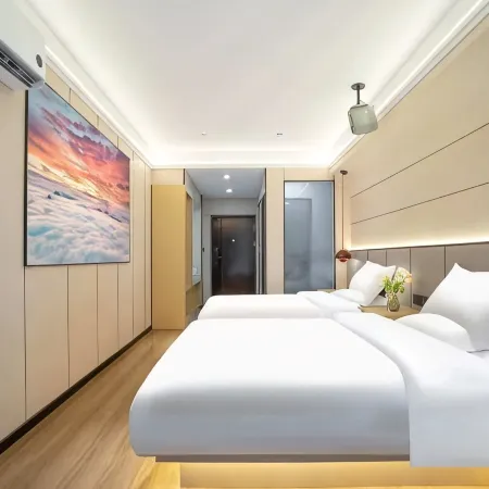 Yiju Smart Homestay (Wuyue Plaza)