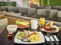 Ibis Cancun Centro - พร้อมอาหารเช้า