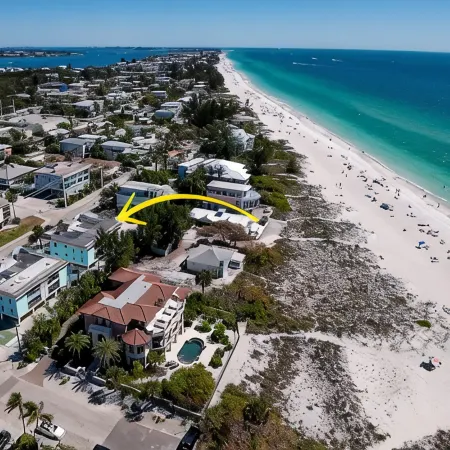 Sandy Cheeks & Barefeet, Gorgeous Interior Gulf Beach Place, Pool, on Beach Side