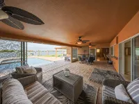 The Dolphin Inn with Views of Tampa Bay & Marina Hotels in Apollo Beach