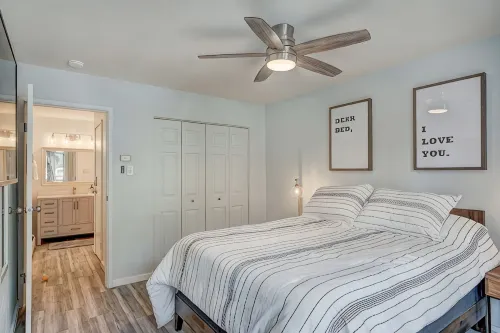 Luxurious Lakefront Haven - Prime Ski Access & Majestic Mountain Views!