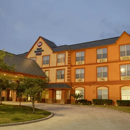 Best Western Plus Hobby Airport Inn Suites