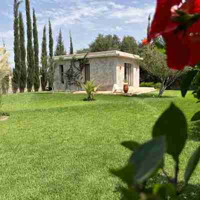 Villa 4 bedrooms heated pool house staff Hotel Exterior