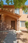 Well appointed condo close to trails with pool and hot tub. Enjoy the views - Gym