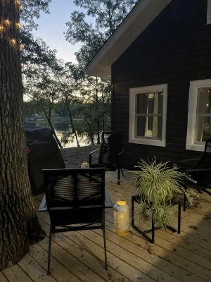Lake house on the point with beautiful lake views!