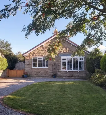 Willow Cottage 4 bedroomCosy stopover, dogs welcome - Homestays