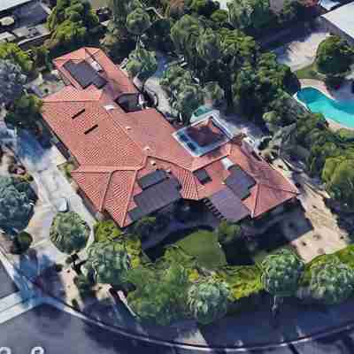 3 Bdrm Luxury. Gourmet Kitchen/Pool/Spa/Walk to Shops. Pets OK. Short/Long Term Hotel Exterior