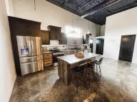 The Flats - Industrial modern loft within walking distance to downtown!