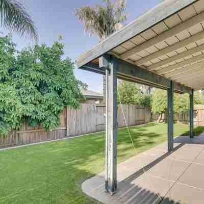Charming Home. 5 bedrooms .2 restrooms .2 Living rooms with 10 beds for 16 guest Hotel Exterior
