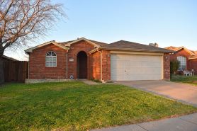 Modern 3 Bdr home! Near everything!