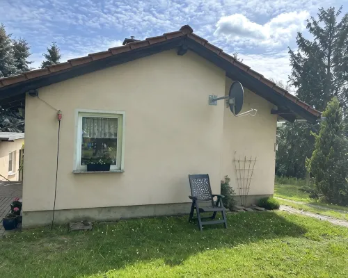 Idyllisches Ferienhaus im Grünen Hotels in Weida