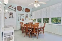 Classic Home in the Heart of Old Town Bay St. Louis Featuring Three King Beds! - 2-Star