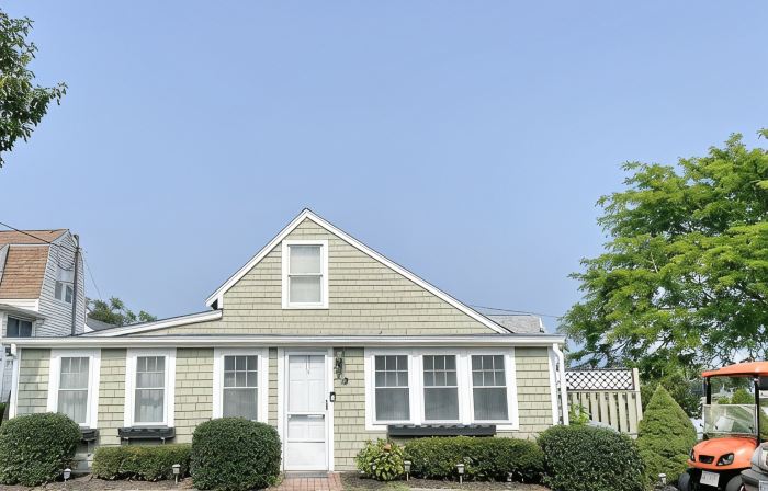 Relaxing Water view Onset Beach 3 bedrooms walking distance to everything
