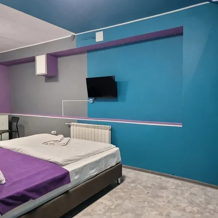 Podgorod Living Quarters Отели рядом с достопримечательностью «Церковь Апостолов Петра и Павла»