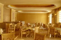 Pramod Convention & Club Resort - Desayuno