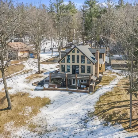 Quaint + Modern Lakeview Home on Sacandaga Lake