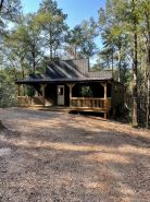 Quiet, Creekside Home with Rain Spa Shower, Unplug & Relax