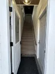 Quaint, all new loft apt. located in a quiet country setting, minutes from town. - Apartments