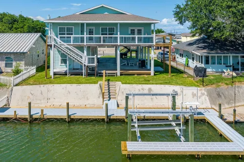 Canal Front Rockport Home with Private Boat Dock + Texas Riviera Sunset Views - Beach