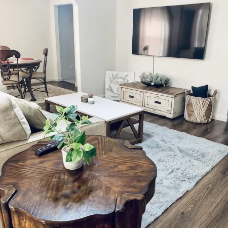 Mallard Manor-Downtown Boerne Easy Walk to Main St! Relax, Dine, Shop, Breweries