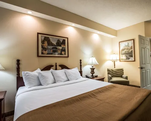 Quality Inn Hotels in Sullivan County